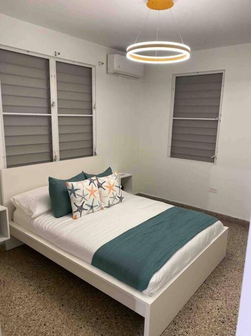 3 Bd By Airport El Yunque Walk To The Beach San Juan Kültér fotó